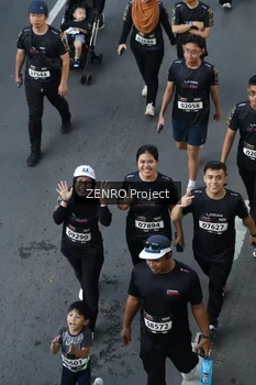Runner Photo 1665261