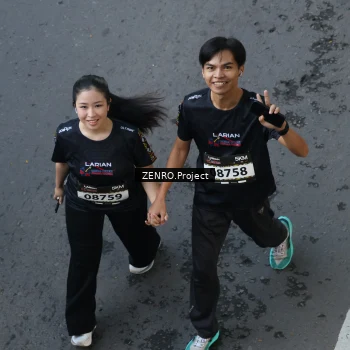 Runner Photo 1665336