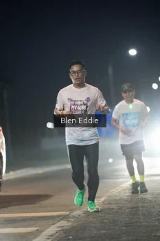 Runner Photo 1665450