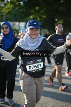 Runner Photo 1665719