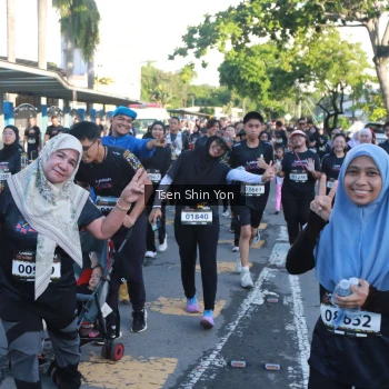 Runner Photo 1665732