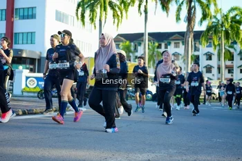 Runner Photo 1665743