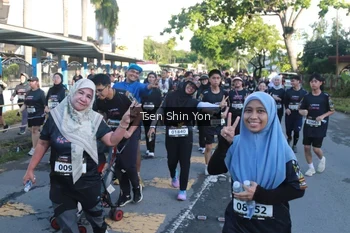 Runner Photo 1665748
