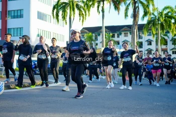 Runner Photo 1665807