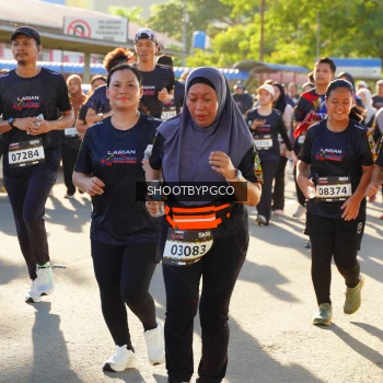 Runner Photo 1665821