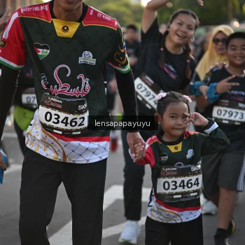 Runner Photo 1665950