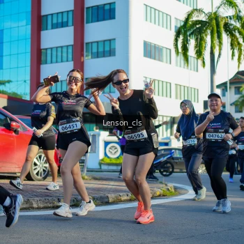 Runner Photo 1665954