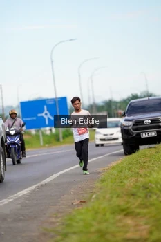 Runner Photo 1665955