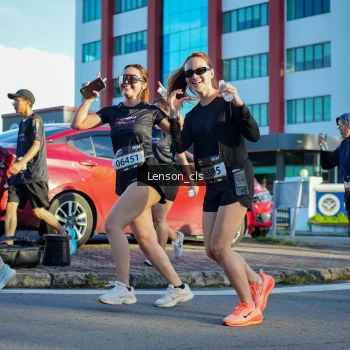 Runner Photo 1665979