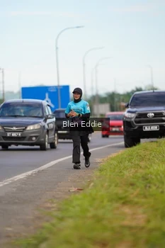 Runner Photo 1666083
