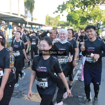 Runner Photo 1666161