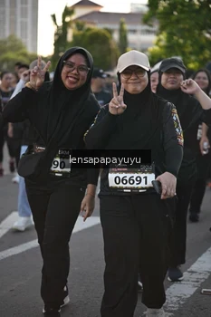 Runner Photo 1666171