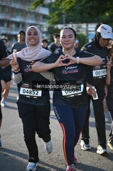 Runner Photo 1666244