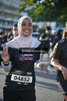 Runner Photo 1666263