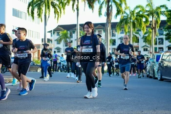 Runner Photo 1666361