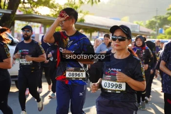 Runner Photo 1666376