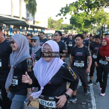 Runner Photo 1666483