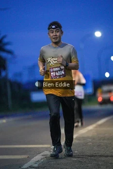 Runner Photo 1666626