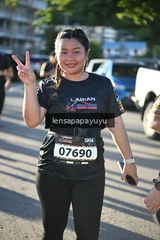 Runner Photo 1666679