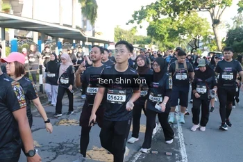 Runner Photo 1666687