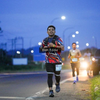 Runner Photo 1666709