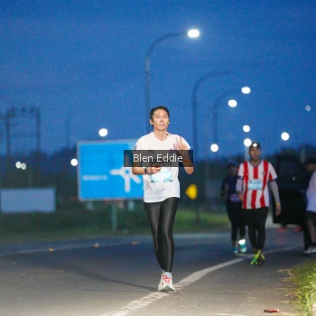 Runner Photo 1666773