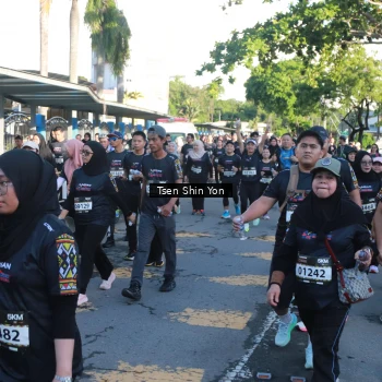 Runner Photo 1666784