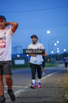 Runner Photo 1666948