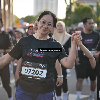 Runner Photo 1667012