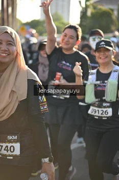 Runner Photo 1667016