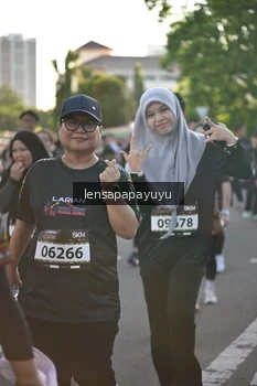 Runner Photo 1667094