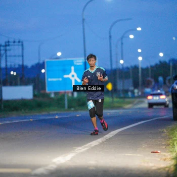 Runner Photo 1667095