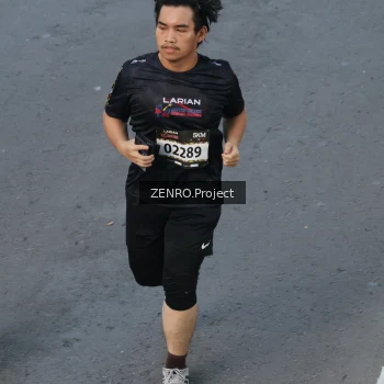 Runner Photo 1667210