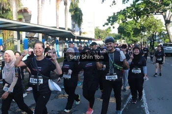 Runner Photo 1667322