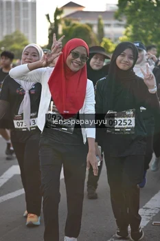 Runner Photo 1667327