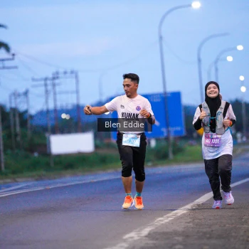 Runner Photo 1667342