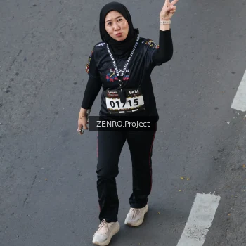 Runner Photo 1667390