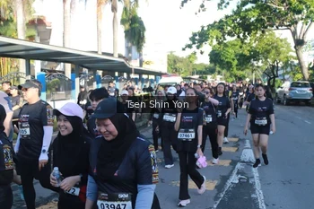 Runner Photo 1667405