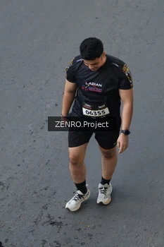 Runner Photo 1667441