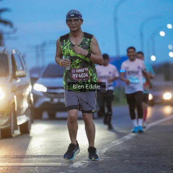 Runner Photo 1667517