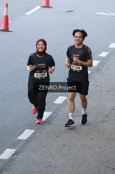 Runner Photo 1667525