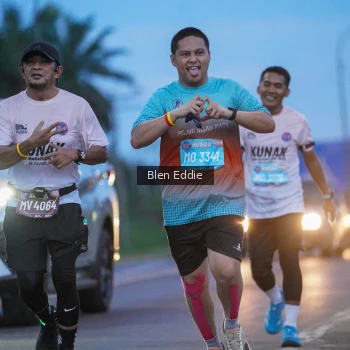 Runner Photo 1667535