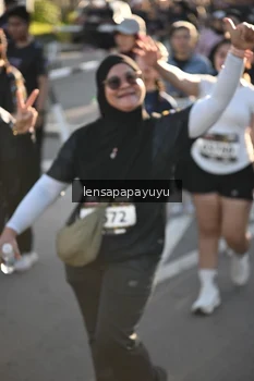 Runner Photo 1667549