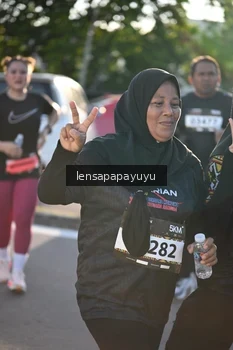 Runner Photo 1667554