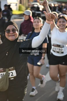Runner Photo 1667580