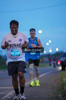 Runner Photo 1667610
