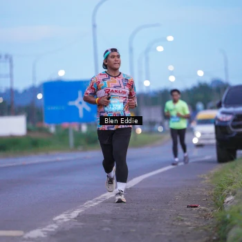 Runner Photo 1667667