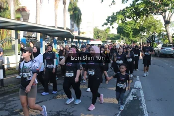 Runner Photo 1667692