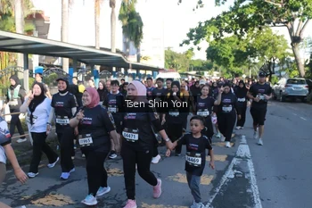 Runner Photo 1667701