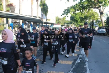 Runner Photo 1667732